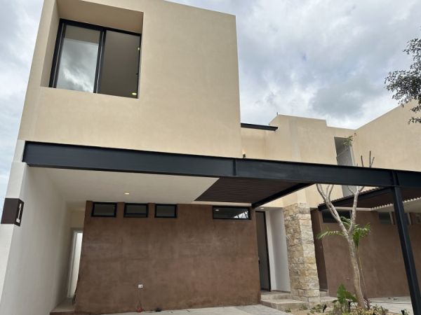  Asensa Casas en venta en Temozon Norte