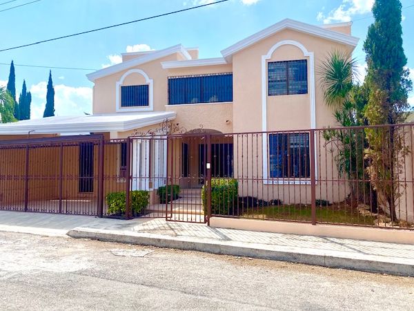 House for sale in San Esteban neighborhood.