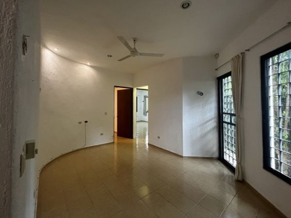 Casa Montecristo 2 cuartos una planta corredor 