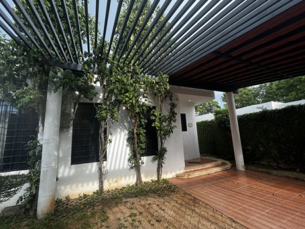 Casa Montecristo   2 cuartos  una planta  Terraza 
