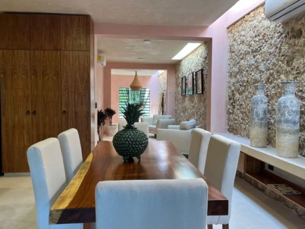  Remodeled House for Sale in Merida Downtown.