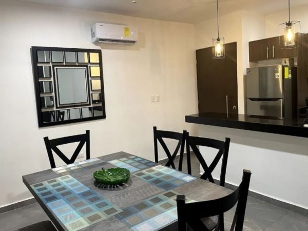 Departamento en renta al Norte de Merida, comedor