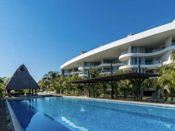 Departamento en venta frente al mar en Coral blu