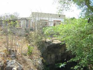 Casa con cenote de boca grande en Cuzama 8