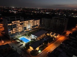 Enso Green view apartments apartments in Montebello. night view