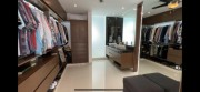  Residence for sale in San Ramon Norte walk-in closet