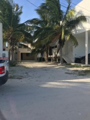 Terreno de playa en segunda fila en Uaymitun. 